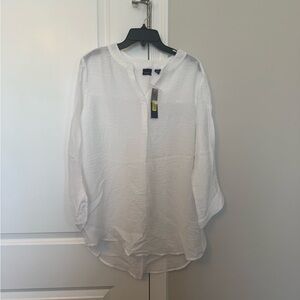 Westbound White Lightweight V-Neck Blouse